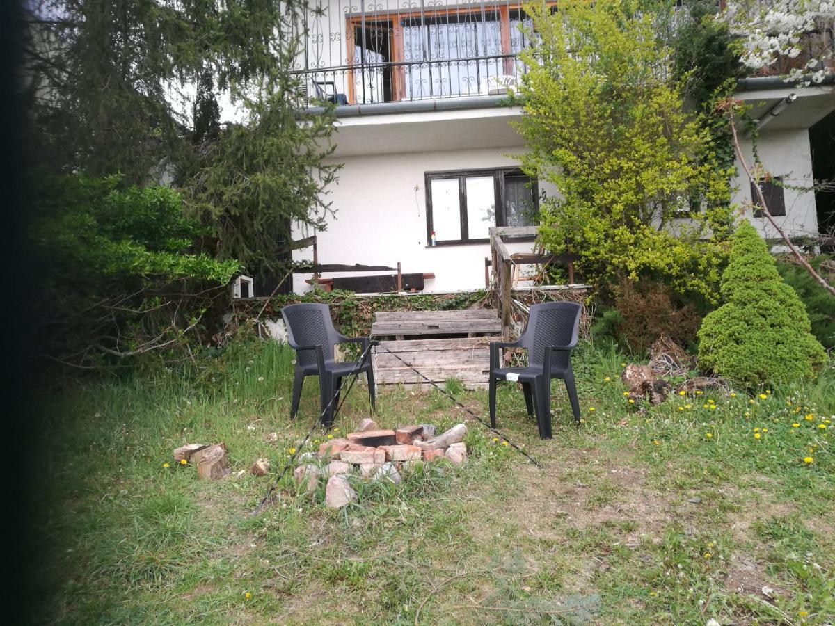 Holiday House Cervena Veza Piest'any Luaran gambar