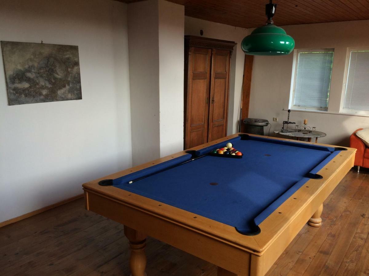 Holiday House Cervena Veza Piest'any Luaran gambar